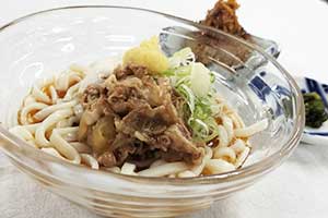 牛肉と山芋の冷やしうどん